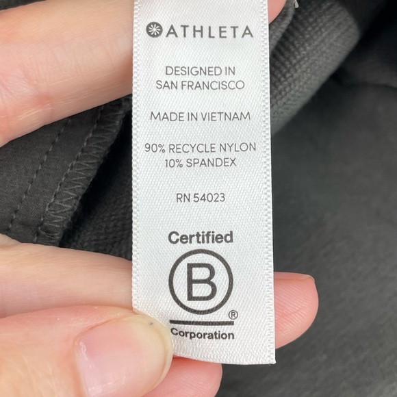 Athleta Wander Slim Straight Pants Size 4 in Arbor Olive 405534 - Picture 8 of 12